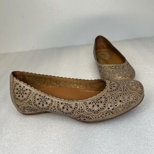 Women's Earthies Bindi Biscuit Ballet Flats Shoes B Comfort Laser Cut